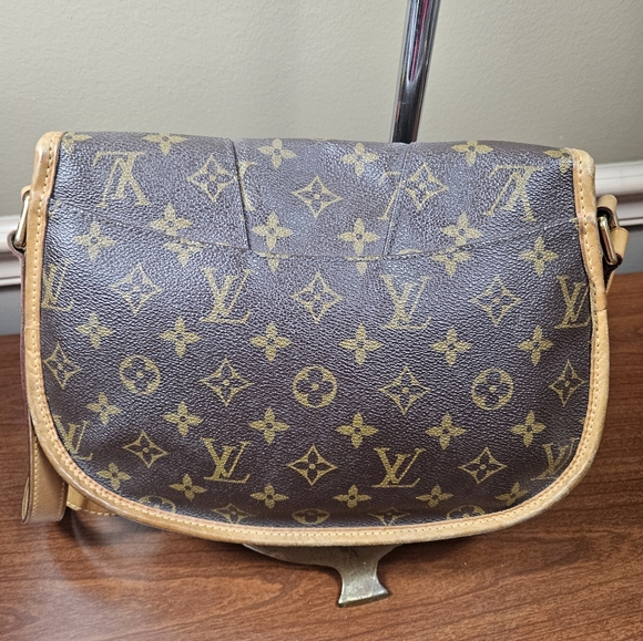 Authentic Louis Vuitton Menilmontant Messenger Cros Bag PM Brown Monogram Canvas - Picture 2 of 13